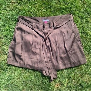 Vince Camuto Shorts size 4